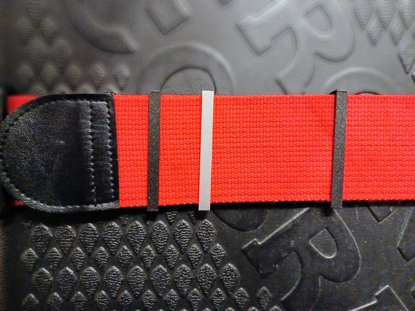 Kẹp Dây Nịt Vali - Image 1