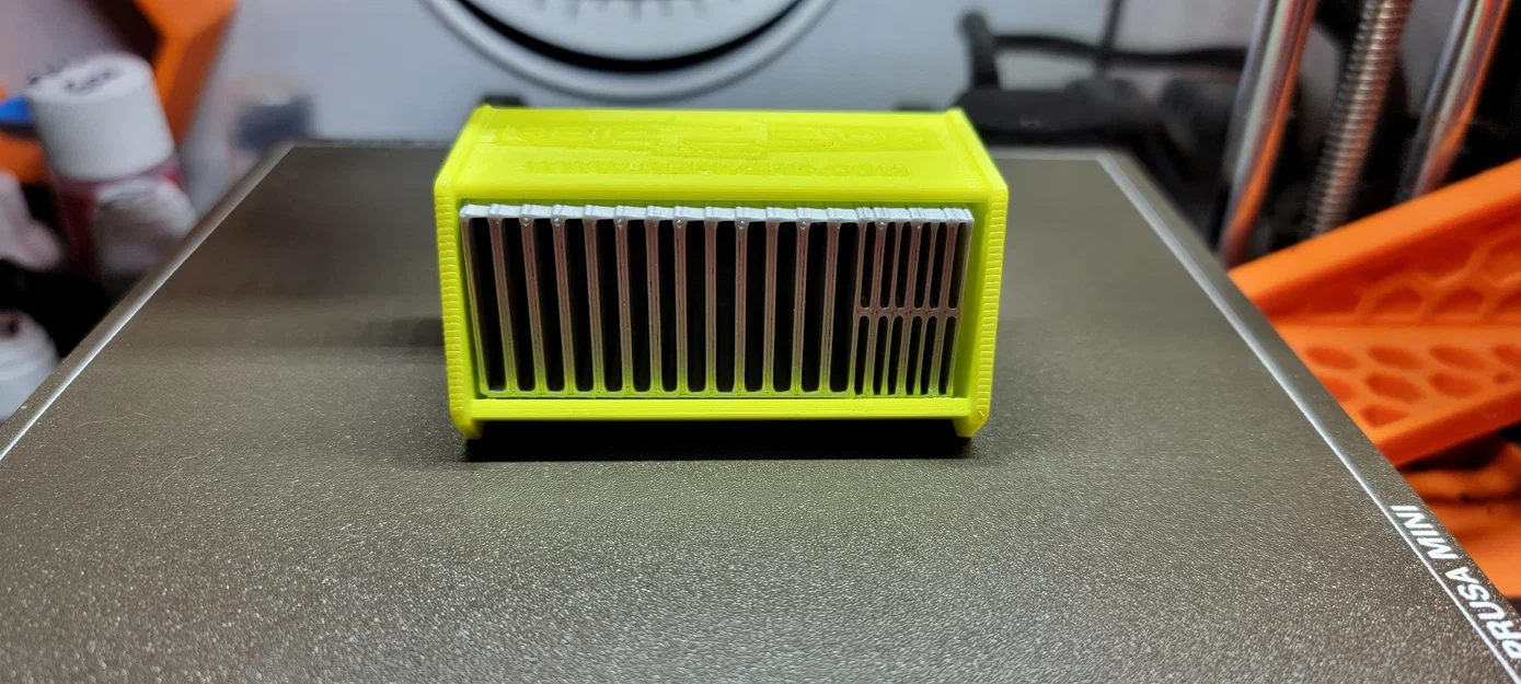 Khay Đựng Thẻ Nhớ Micro và Full Size Cho Mini RepBox - Image 1