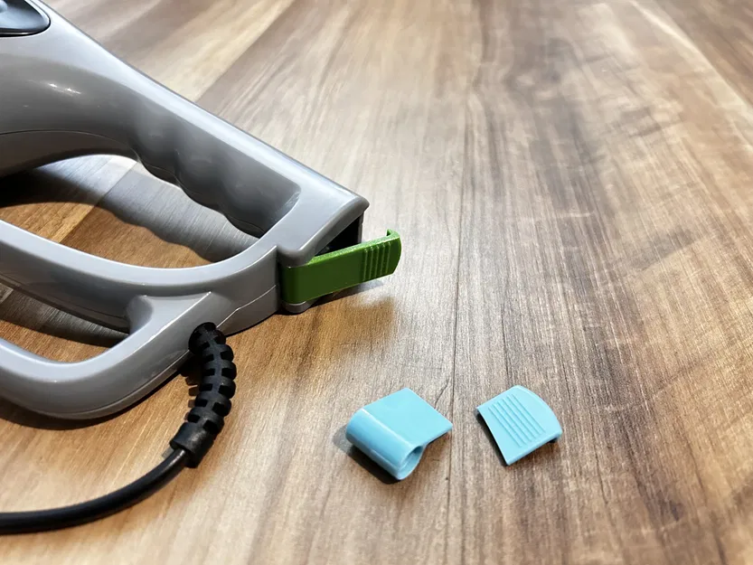 Kẹp Nối Ống Nối Dài Máy Hút Bụi Tzumi ionvac - Image 1