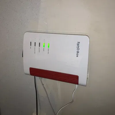 Giá treo tường cho Fritz box