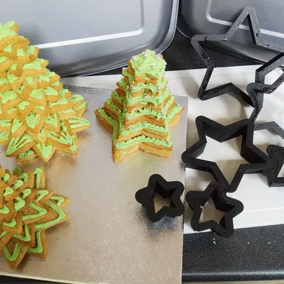 Khuôn Cắt Bánh Quy Hình Cây Thông Noel