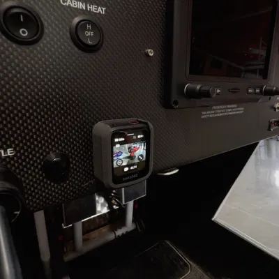 Giá Đỡ Remote GPS Insta360