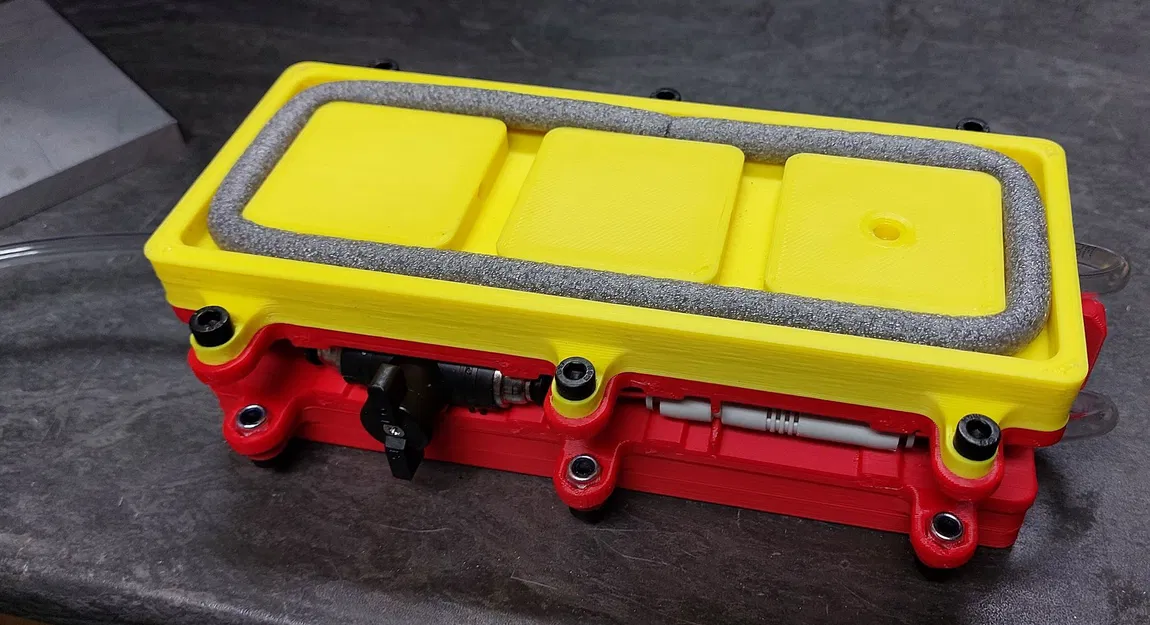 Bàn Hút Chân Không / Vacuum Table - Image 1