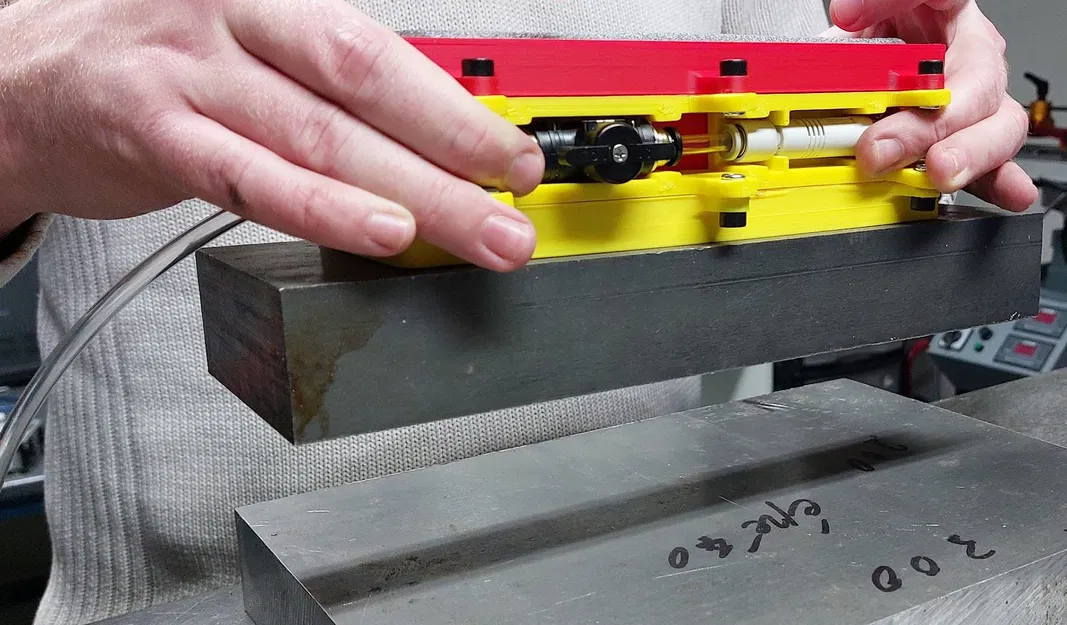 Bàn Hút Chân Không / Vacuum Table - Image 3