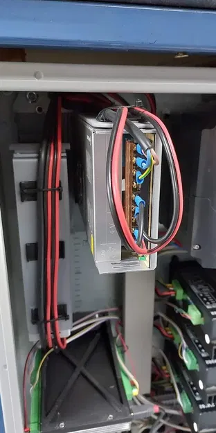 Hộc đựng nguồn có bản lề - Image 1