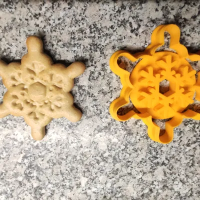 Khuôn cắt bánh gừng hình bông tuyết