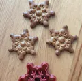 Khuôn cắt bánh gừng hình bông tuyết - Thumbnail 4