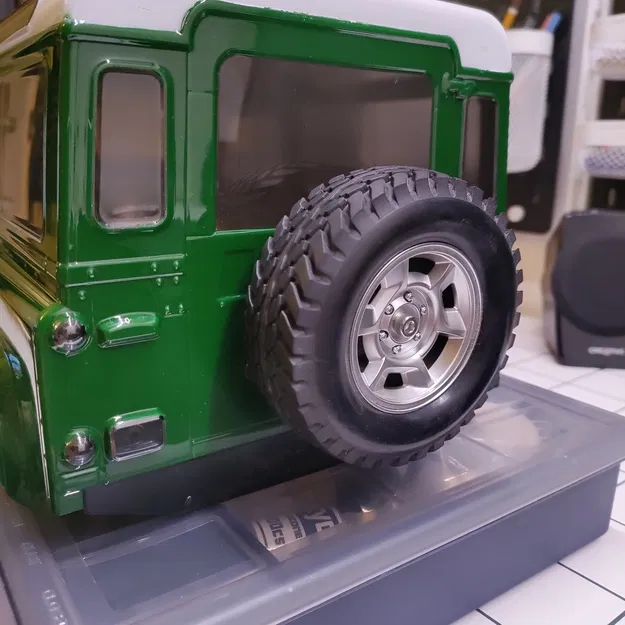 Tamiya Land Rover Defender D90 Gia Cố - Image 1