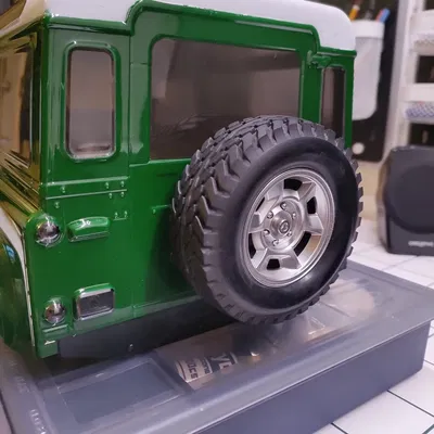 Tamiya Land Rover Defender D90 Gia Cố