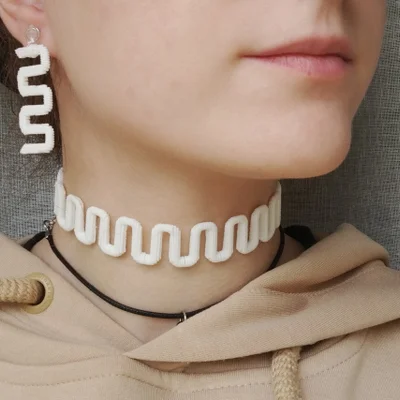 Bộ trang sức "Rắn": Dây chuyền và bông tai "Serpiente"
