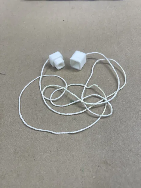 Khóa An Toàn (Khớp Ép) Cho Dây Chuyền - Image 1