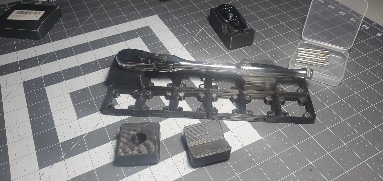 Bộ Giữ Cần Siết Gridfinity - Image 1