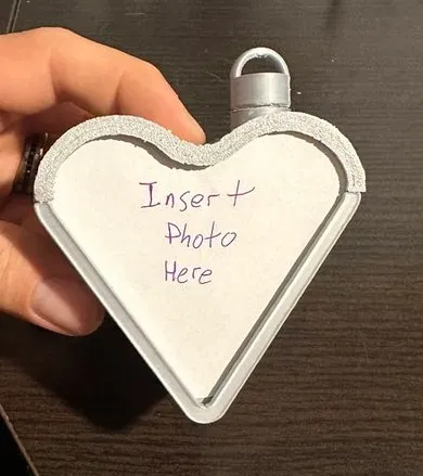 Mặt dây chuyền trái tim kỷ niệm - Image 1