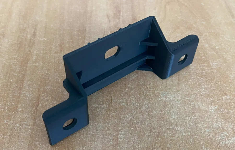 Giá đỡ gắn cản trước Kia Carnival đời I - Image 1