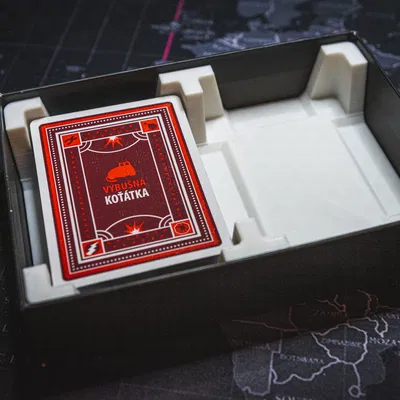 Hộp Đựng Card Game Exploding Kittens