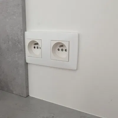 Tấm Che Ổ Cắm Niko