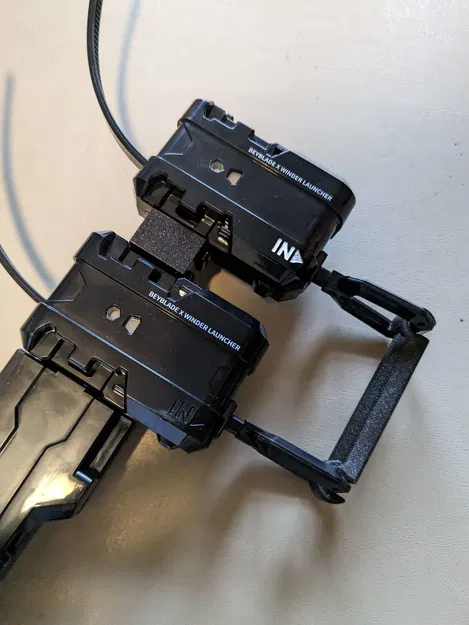 Đầu nối Bệ phóng Beyblade X Ripcord Launcher - Image 1