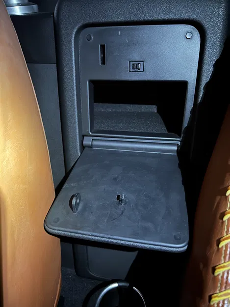 Lẫy hộp đồ trung tâm phía sau cho Audi TT - Image 3