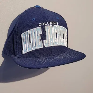 Móc Treo Nón Lên Tường