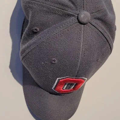 Móc Treo Nón Lên Tường