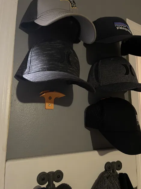 Móc Treo Nón Baseball - Image 1