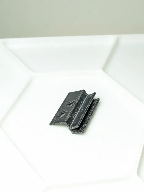 Kẹp Cửa Sổ Winnebago Travato Series M-59G Ram 2014 - Image 1