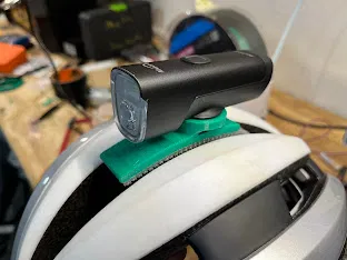 Giá Gắn Đèn "Quarter Turn" Cong - Image 1