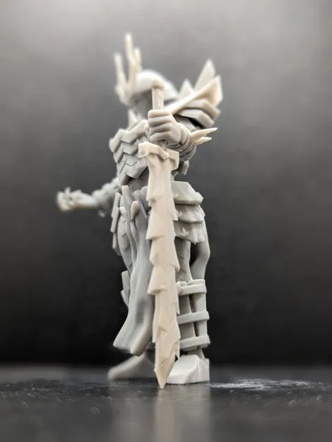 Người Khổng Lồ Lửa - Kerosynya - Image 2