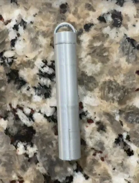 Mặt Dây Chuyền Kỷ Niệm, Hầm Đựng Tiền/Geo Cache - Image 1