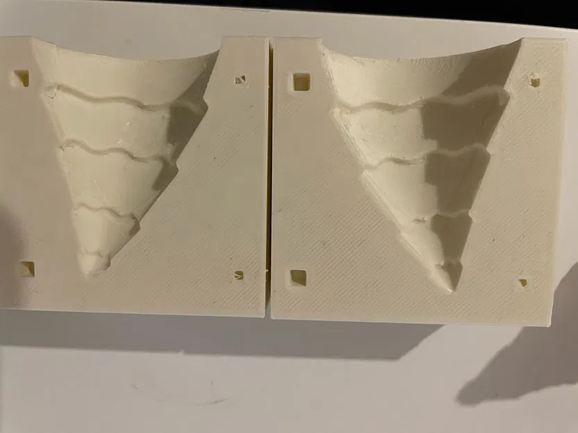 Khuôn sáp hình cây thông Noel - Image 3