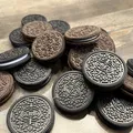 Bánh Oreo Thực Tế (Tỷ Lệ 1:1) - Thumbnail 3