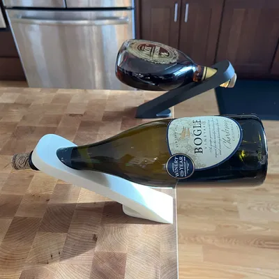 Rượu Thần: Làm Chai Rượu Của Bạn Treo Lơ Lửng