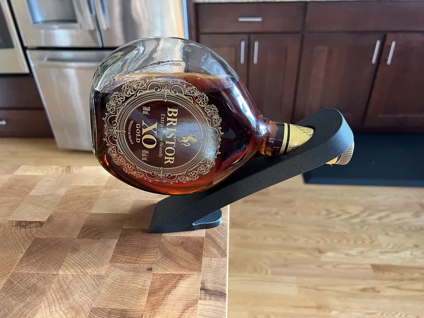 Rượu Thần: Làm Chai Rượu Của Bạn Treo Lơ Lửng - Image 6