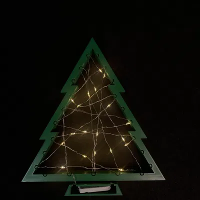 Cây Thông Noel Với Đèn Fairy