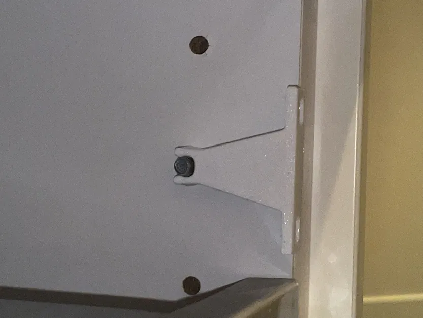 Kẹp Tấm Che Tủ Bếp IKEA Faktum - Image 1