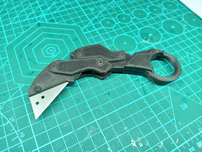 Dao Karambit Gấp với Lưỡi Dao Đa Năng - Image 1