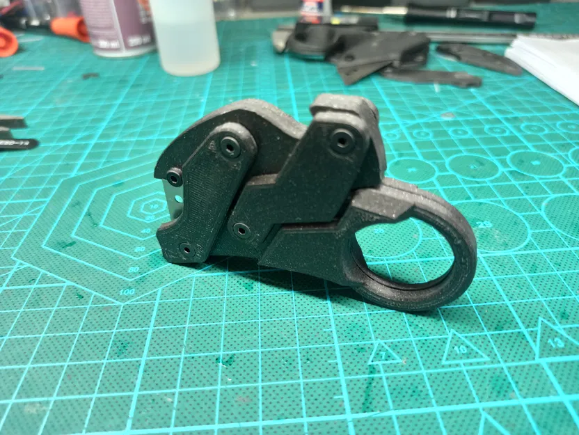 Dao Karambit Gấp với Lưỡi Dao Đa Năng - Image 4