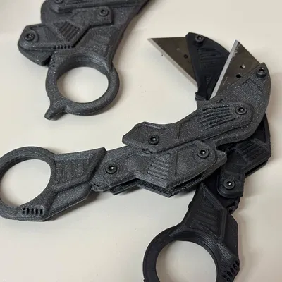 Dao karambit đa năng có thể gấp lại, bấm mở kêu