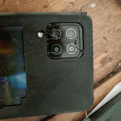 Ốp lưng A42 tích hợp ví mỏng (chưa hoàn thành)