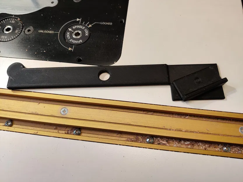 Dụng Cụ Định Tâm Mũi Router Bàn - Image 3