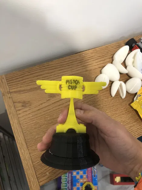 Mô hình Cúp Piston (Cúp trong phim Xe Hơi) - Image 2