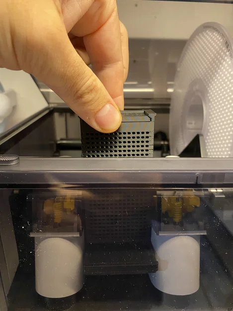 Giá Đựng Chất Hút Ẩm Mặt Trước Bambu Lab X1 AMS - Image 1