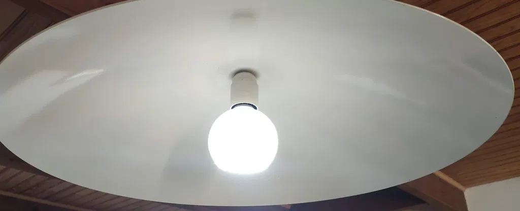 Chui Đèn Hình Cầu Philips Hue - Image 3