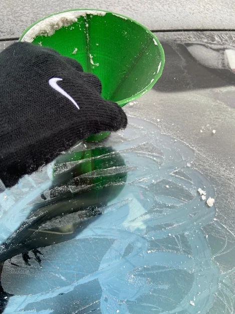 Dụng Cụ Cạo Băng Trên Kính Chắn Gió Xe Hơi - Image 3