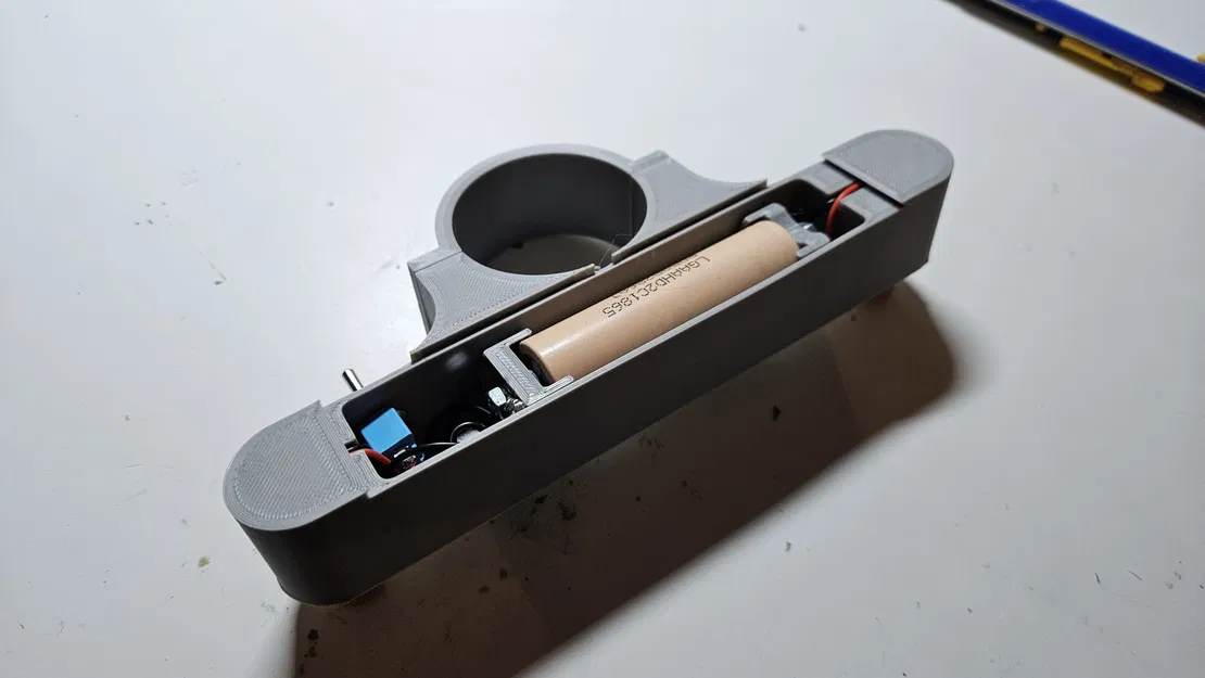 Giá Đỡ Laser Cho Máy Khoan Kèm Pin 18650 - Image 2