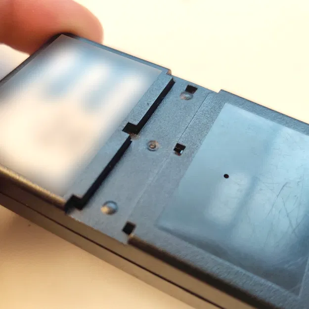 Kẹp Chắn Nắng Remote Cửa Cuốn - Image 4