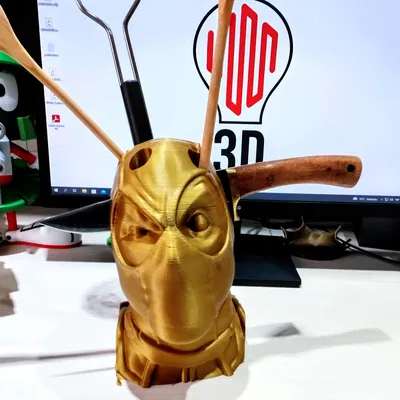 Đầu Deadpool Dùng Để Đựng Đồ Nhà Bếp