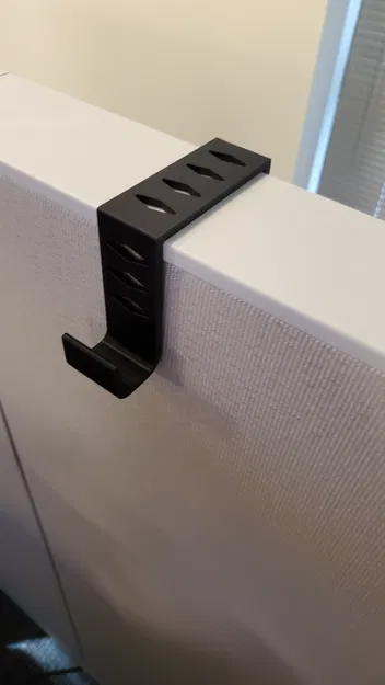 Móc Treo Áo Khoác và Túi Xách - Image 1