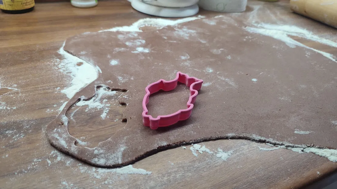 Khuôn Cắt Bánh Hình Con Cá Chép - Image 3