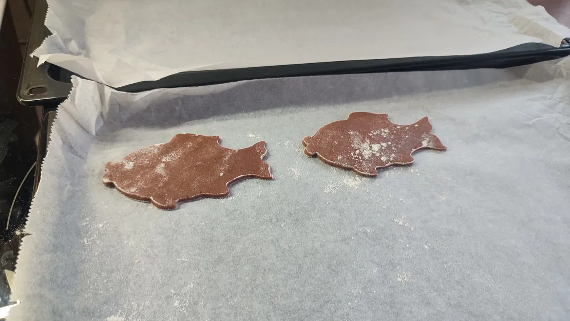 Khuôn Cắt Bánh Hình Con Cá Chép - Image 4